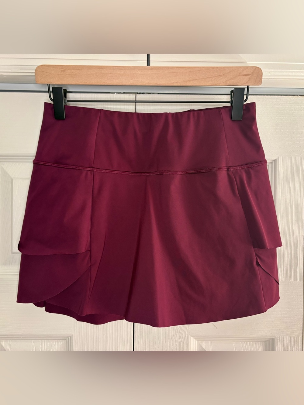 Women’s Athleta Momentum Skort in a size XS